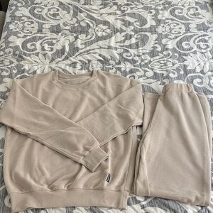 Comfrt Beige Waffle Knit Sweater and Pants Set- size Small
